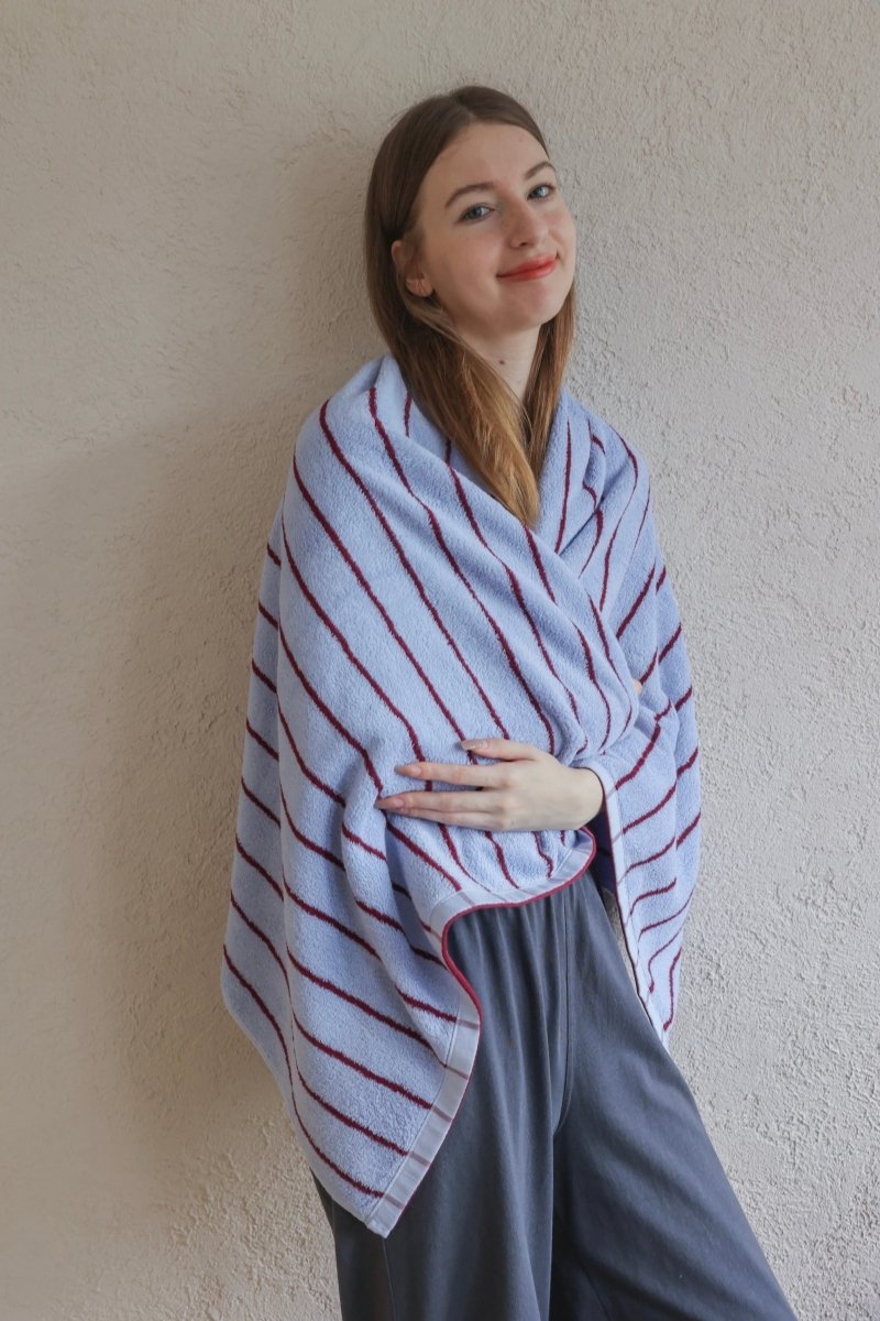 Modern Misty Blue Stripe Bath Towel — 100% Long-Staple Cotton, Soft, Plush & Absorbent